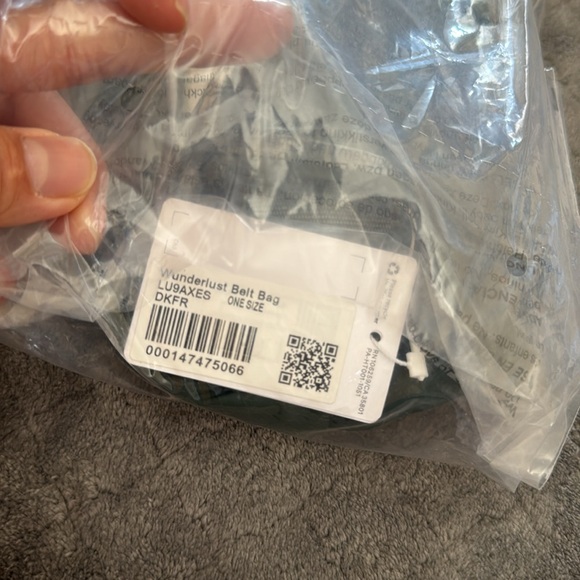 NWT lululemon Wunderlust Belt bag - Picture 2 of 3